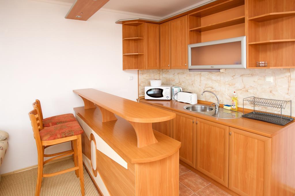 Hotel Sofia Beach Nesebar Quarto foto